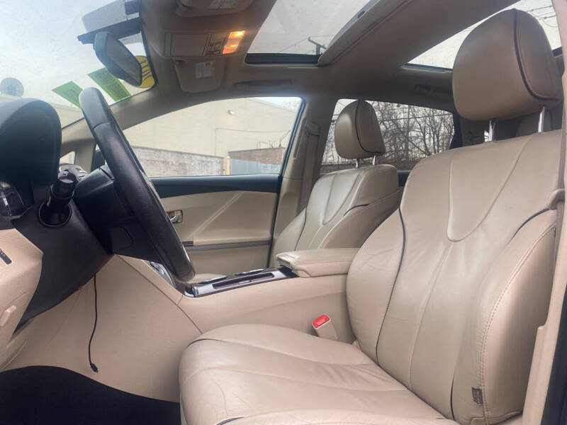 2011 Toyota Venza AWD 4cyl