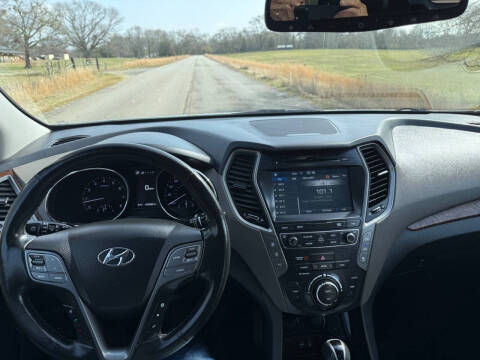 2017 Hyundai Santa Fe Limited Ultimate