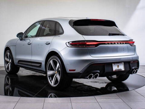 2025 Porsche Macan