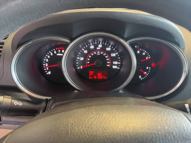 2011 Kia Sorento LX