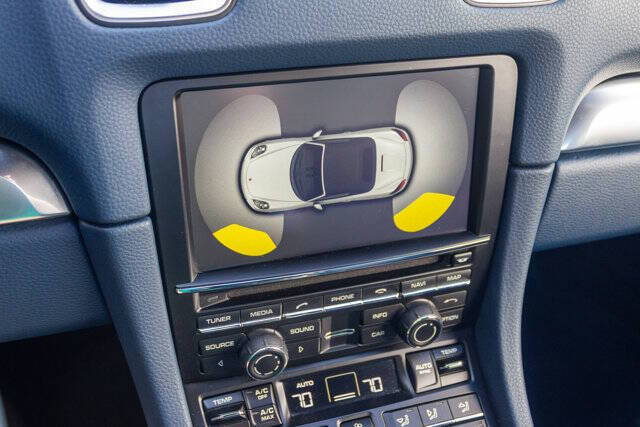 2014 Porsche Boxster 23