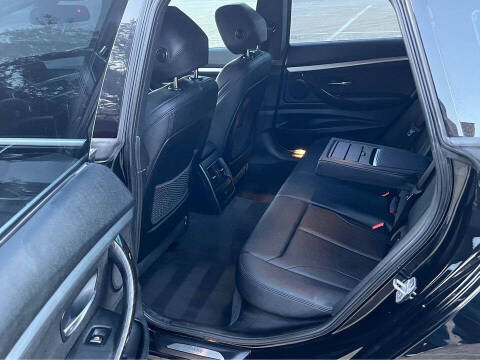 2017 BMW 3 Series 330i xDrive Gran Turismo