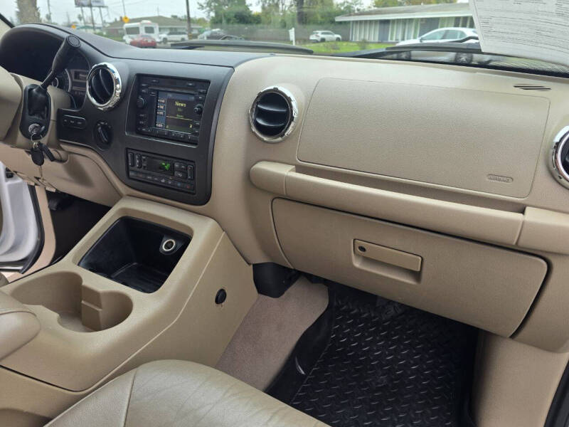 2005 Ford Expedition Eddie Bauer