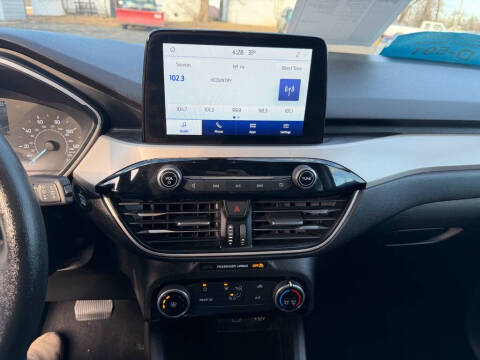 2022 Ford Escape SE