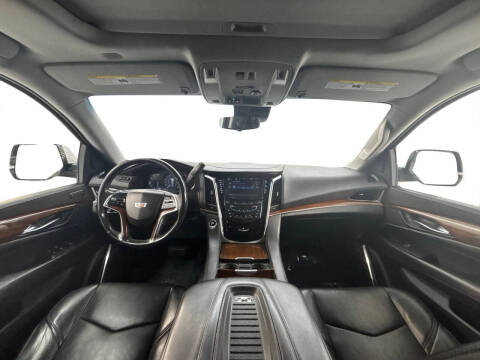 2020 Cadillac Escalade Luxury