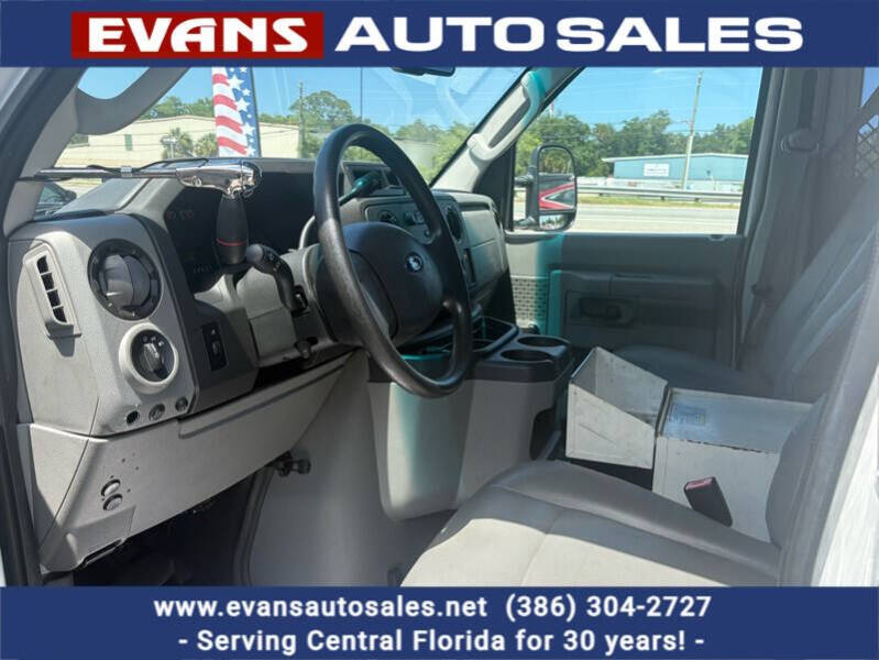 2013 Ford E-Series E-350 SD