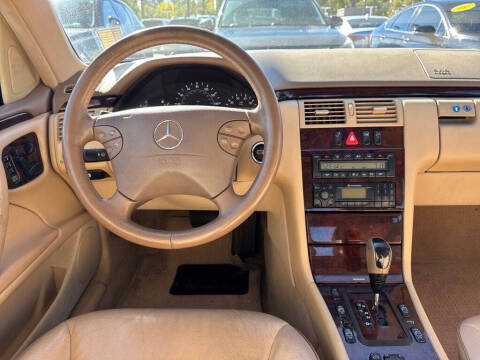 2001 Mercedes-Benz E-Class E 320