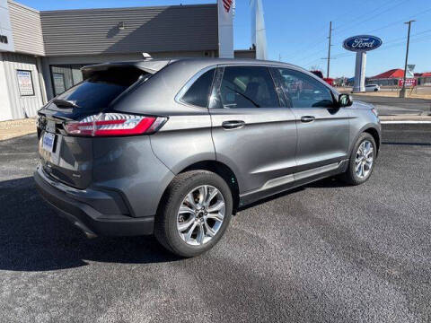 2024 Ford Edge Titanium