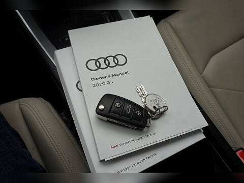 2020 Audi Q3 quattro S line Prem Plus 45 TFSI