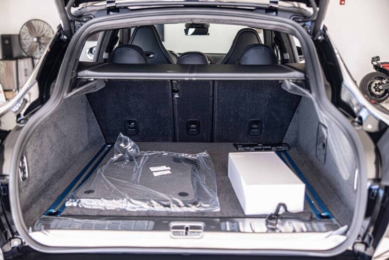 2026 Aston Martin DBX S