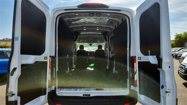 2024 Ford Transit 250