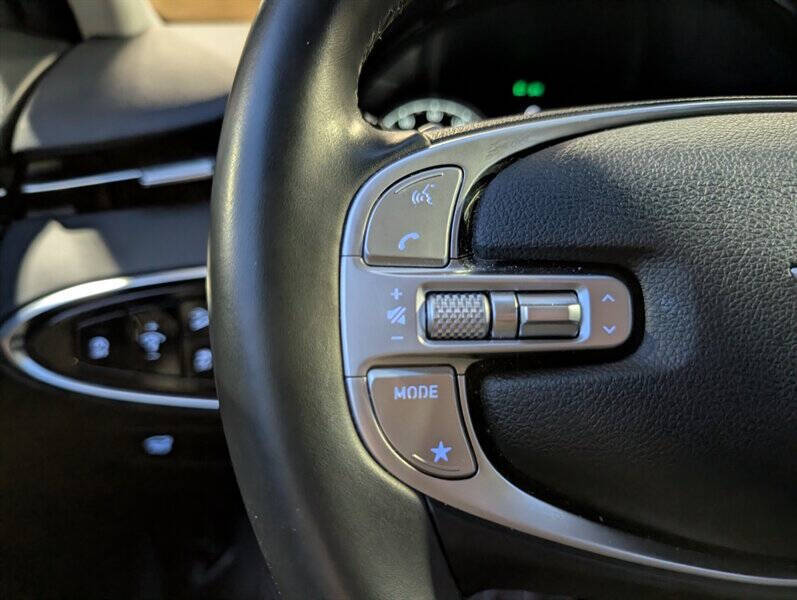 2025 Genesis GV70 2.5T Standard