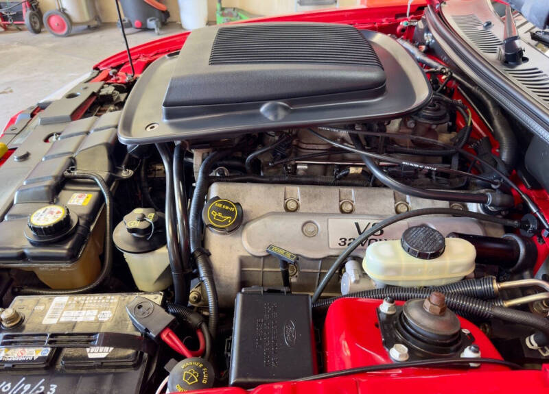 2004 Ford Mustang Mach 1 Premium