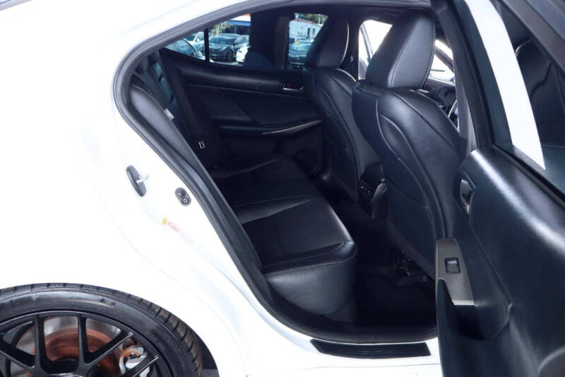 2017 Lexus IS 350