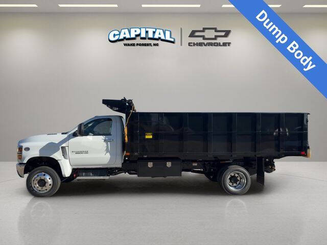 2025 Chevrolet Silverado 6500HD