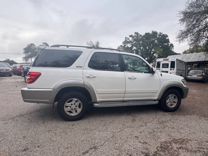2003 Toyota Sequoia SR5