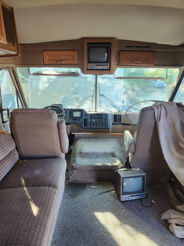 1989 Pace American 37F