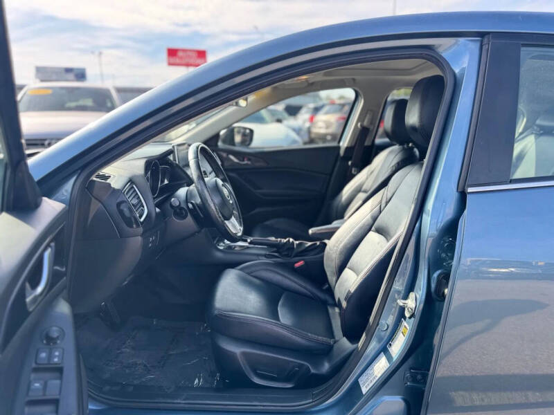 2015 Mazda MAZDA3 s Touring