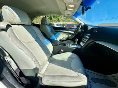 2015 Infiniti Q60 Convertible