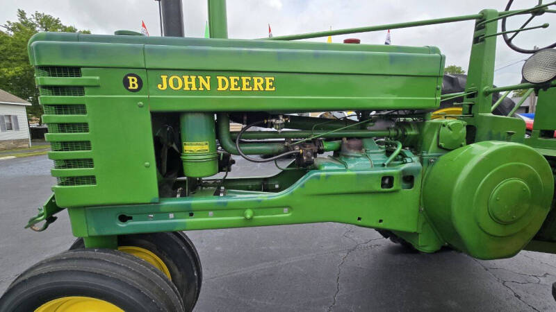 1949 John Deere B