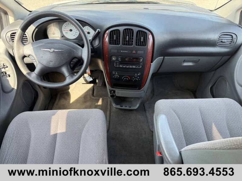 2006 Chrysler Town and Country