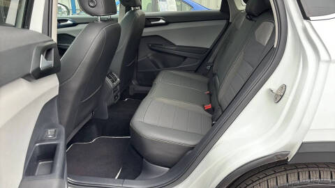 2023 Volkswagen Taos SE 4Motion