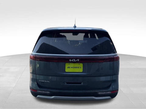 2023 Kia Carnival EX