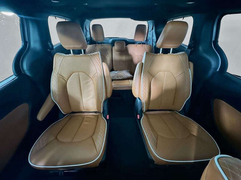 2026 Chrysler Pacifica Pinnacle
