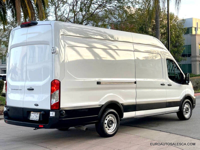 2022 Ford Transit 250