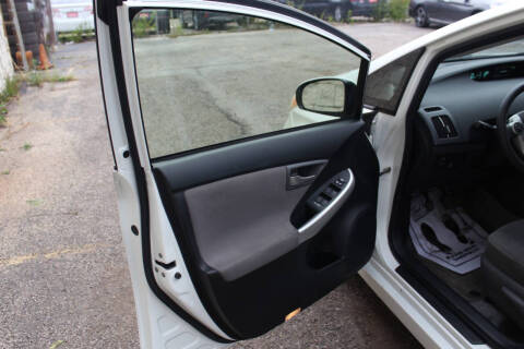 2013 Toyota Prius Two