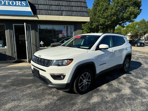 2018 Jeep Compass for sale at Corner Choice Motors in West Allis WI