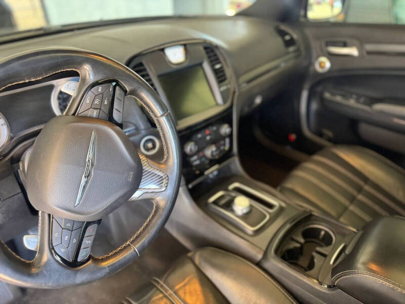 2015 Chrysler 300 S