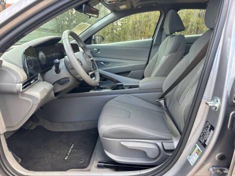 2025 Hyundai Elantra SEL Convenience