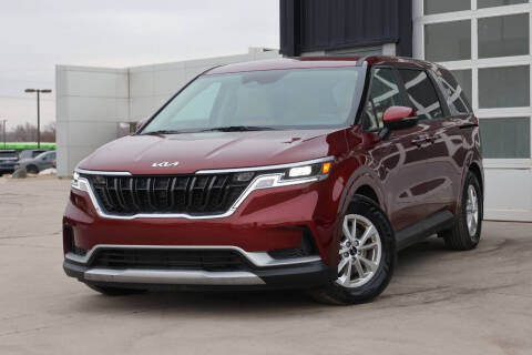 2022 Kia Carnival LX