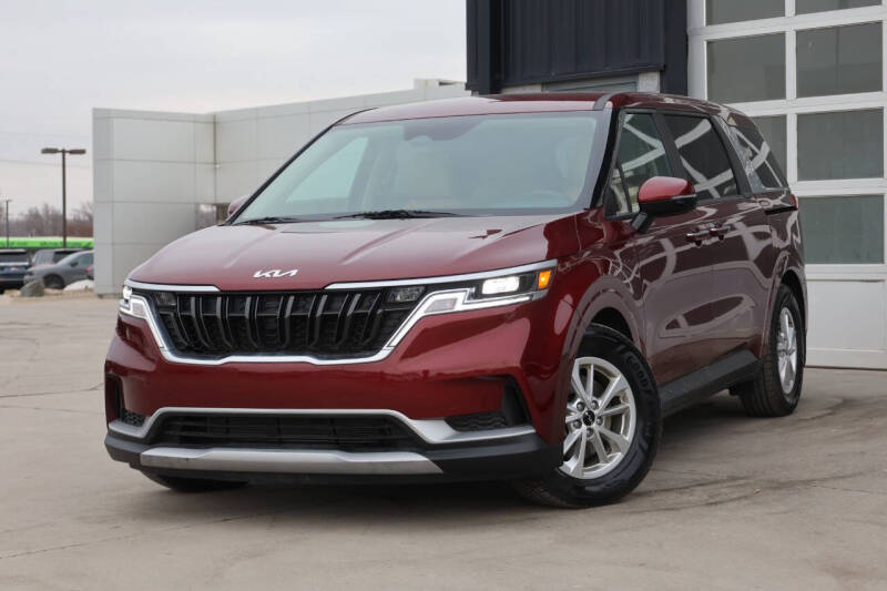 2022 Kia Carnival LX