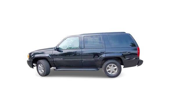 2000 Cadillac Escalade for sale at Bowman Auto Center in Clarkston, MI