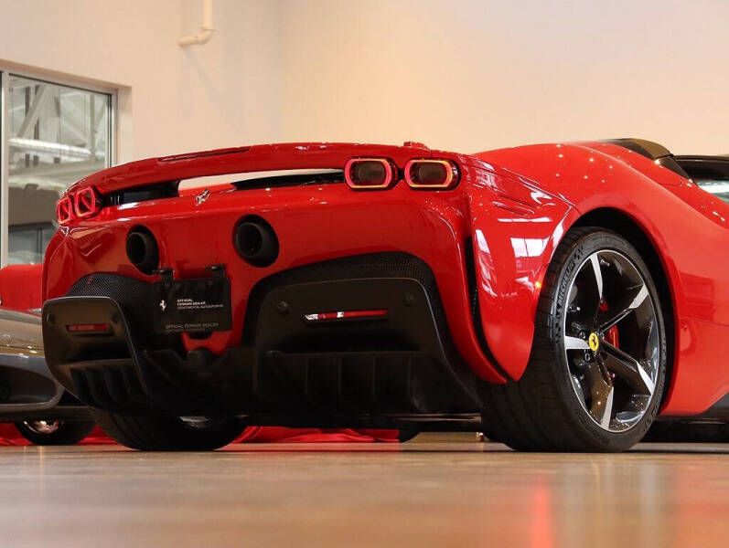 2022 Ferrari SF90 Spider