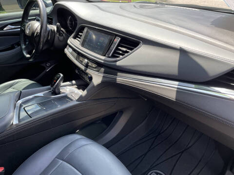 2021 Buick Enclave Essence