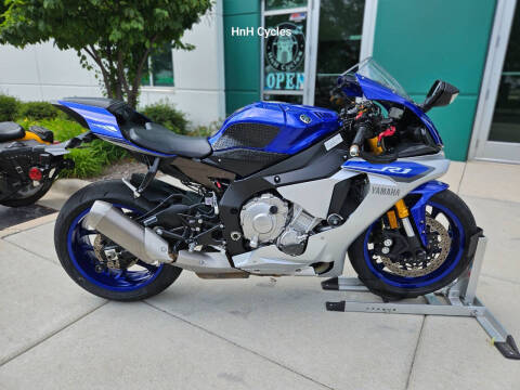 2015 Yamaha YZF-R1