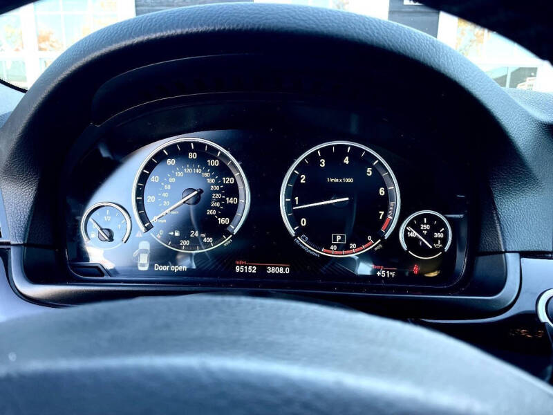 2016 BMW 5 Series 528i xDrive