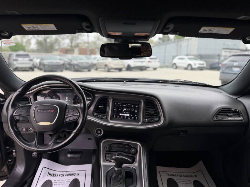 2019 Dodge Challenger SXT