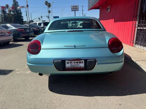 2002 Ford Thunderbird Deluxe