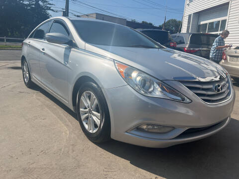 2013 Hyundai Sonata for sale at New Park Avenue Auto Inc in Hartford CT