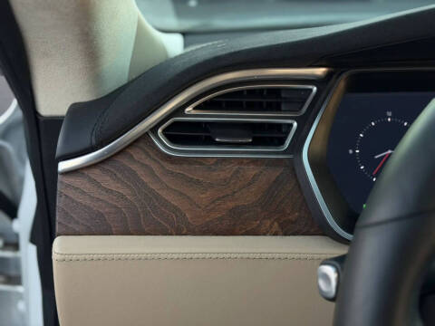 2016 Tesla Model S