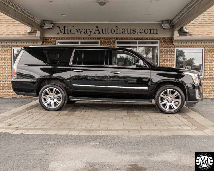 2018 Cadillac Escalade ESV Luxury