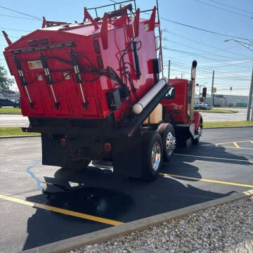 2008 Kenworth T300 asphalt patch truck