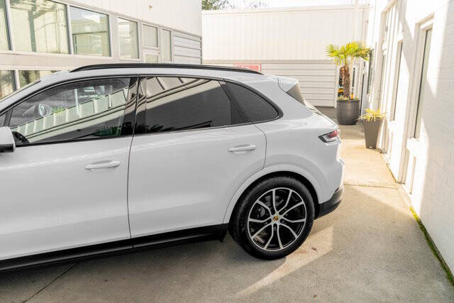 2024 Porsche Cayenne