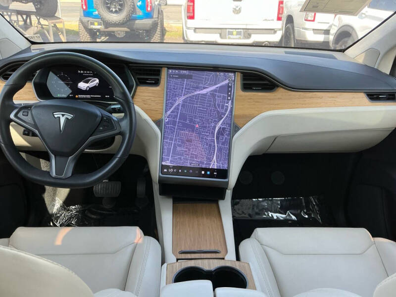 2019 Tesla Model X 75D