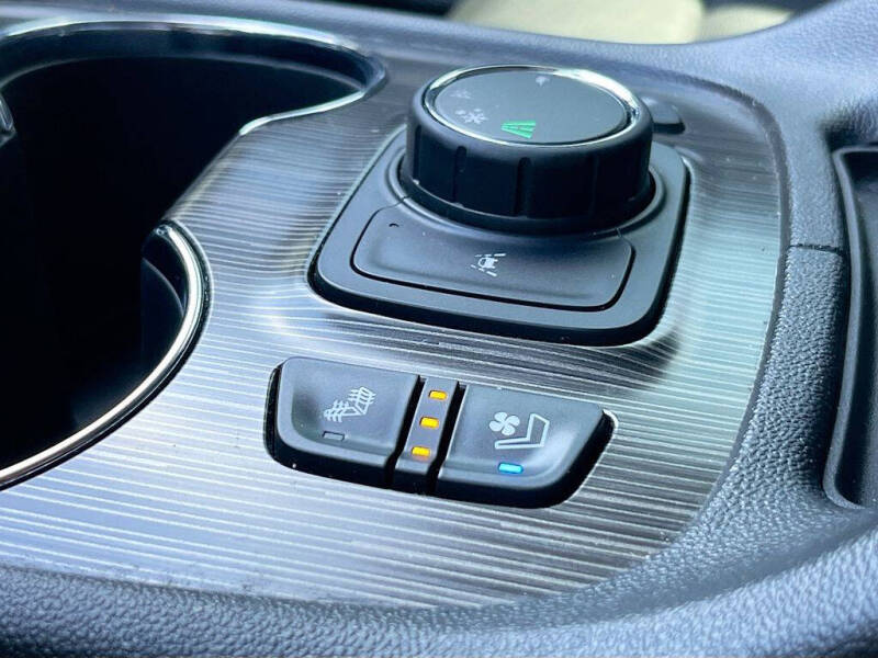 2022 GMC Acadia SLT