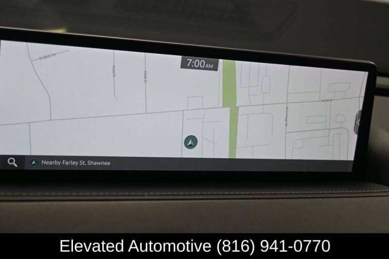 2023 Genesis G80
